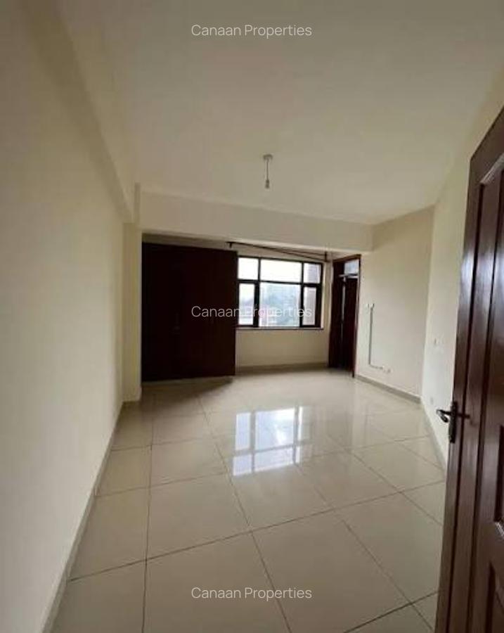 3 Bed Apartment with En Suite in Westlands Area - 3