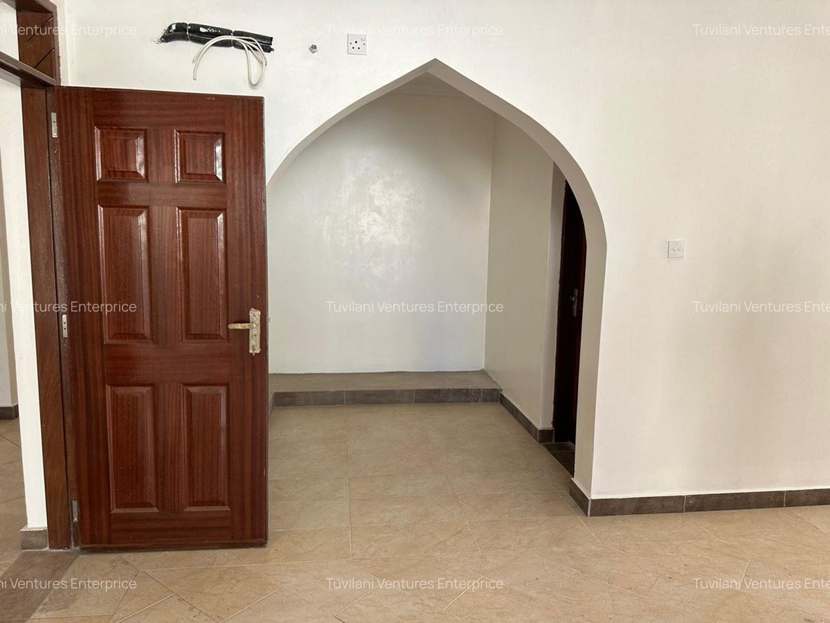 Serviced 4 Bed Apartment with En Suite at Nyali Mombasa - 4