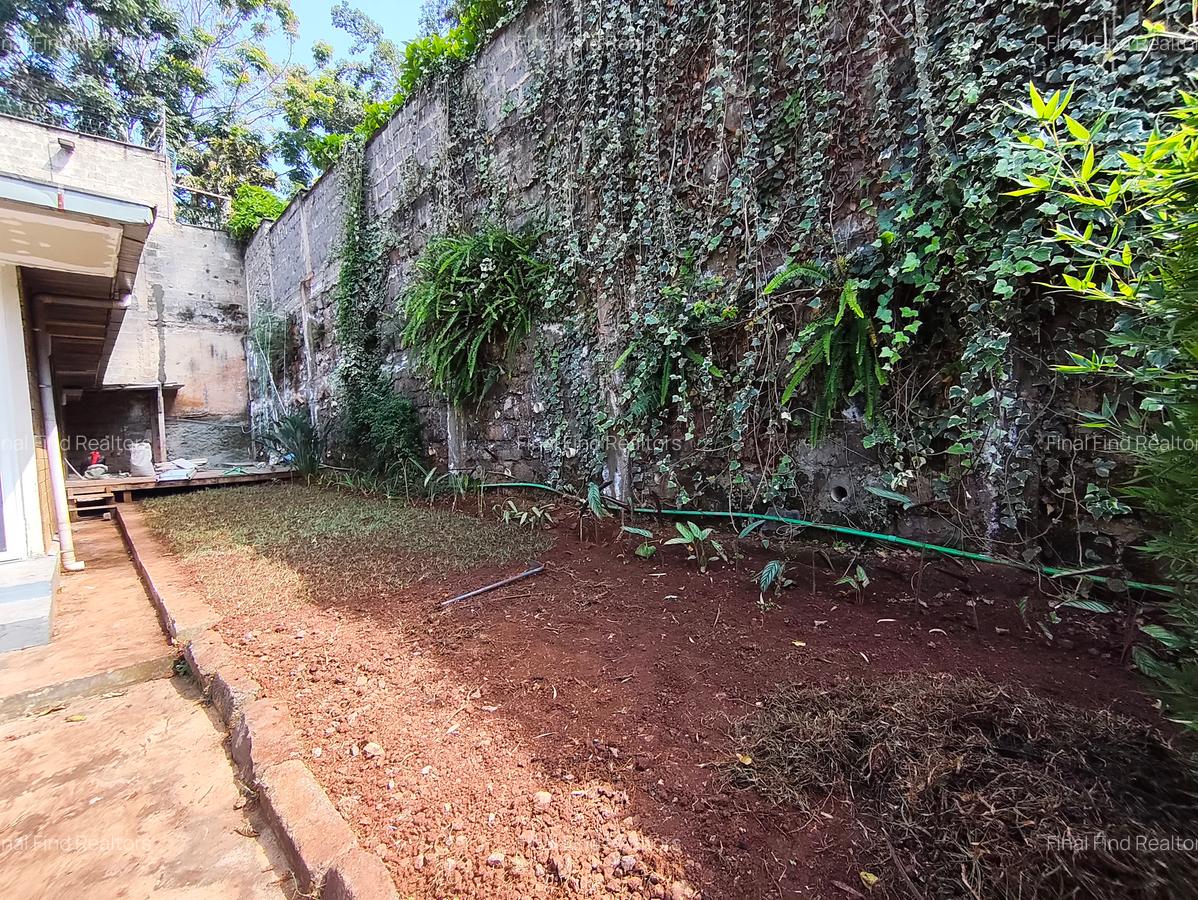 3 Bed House with En Suite in Spring Valley - 9