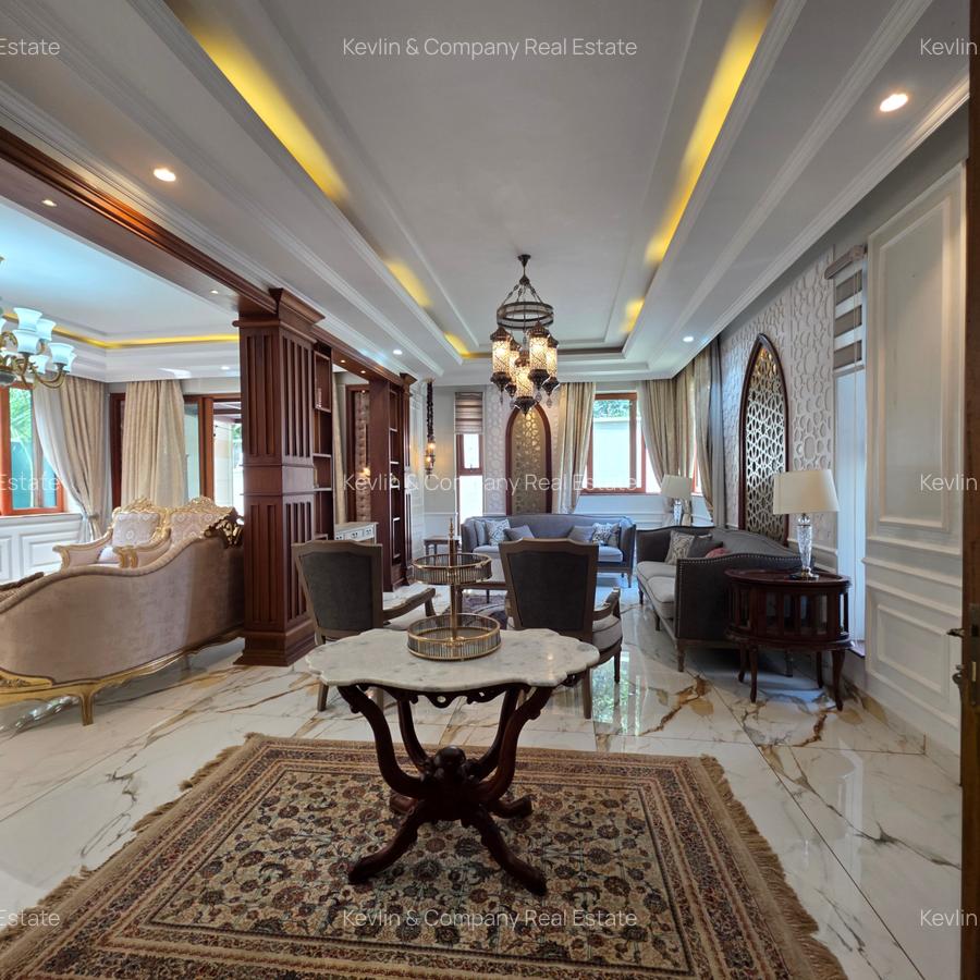 6 Bed Villa with En Suite in Lavington - 4