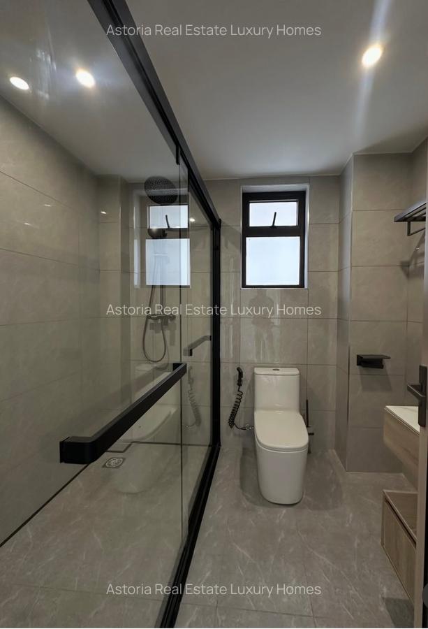 3 Bed Apartment with En Suite in Lavington - 10