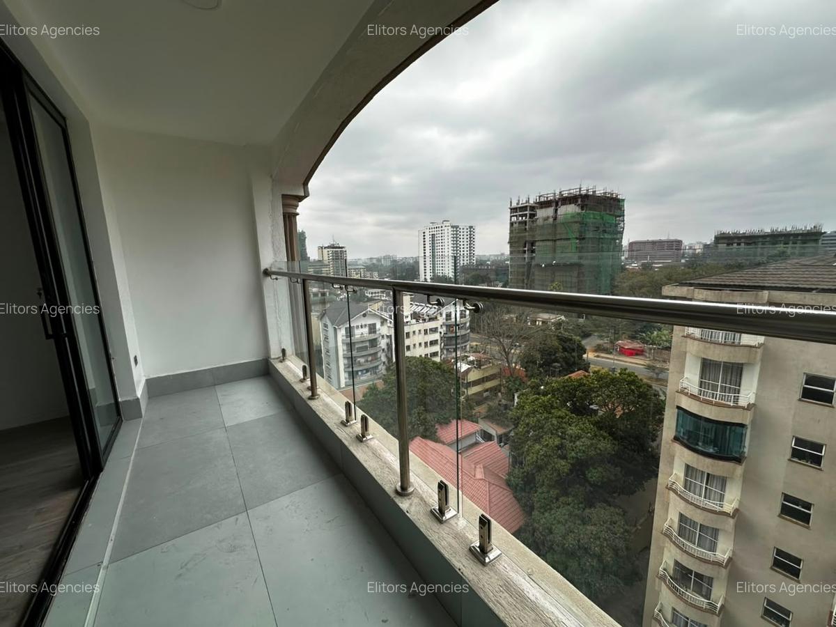 3 Bed Apartment with En Suite at 6Th Parklands Avenue - 13