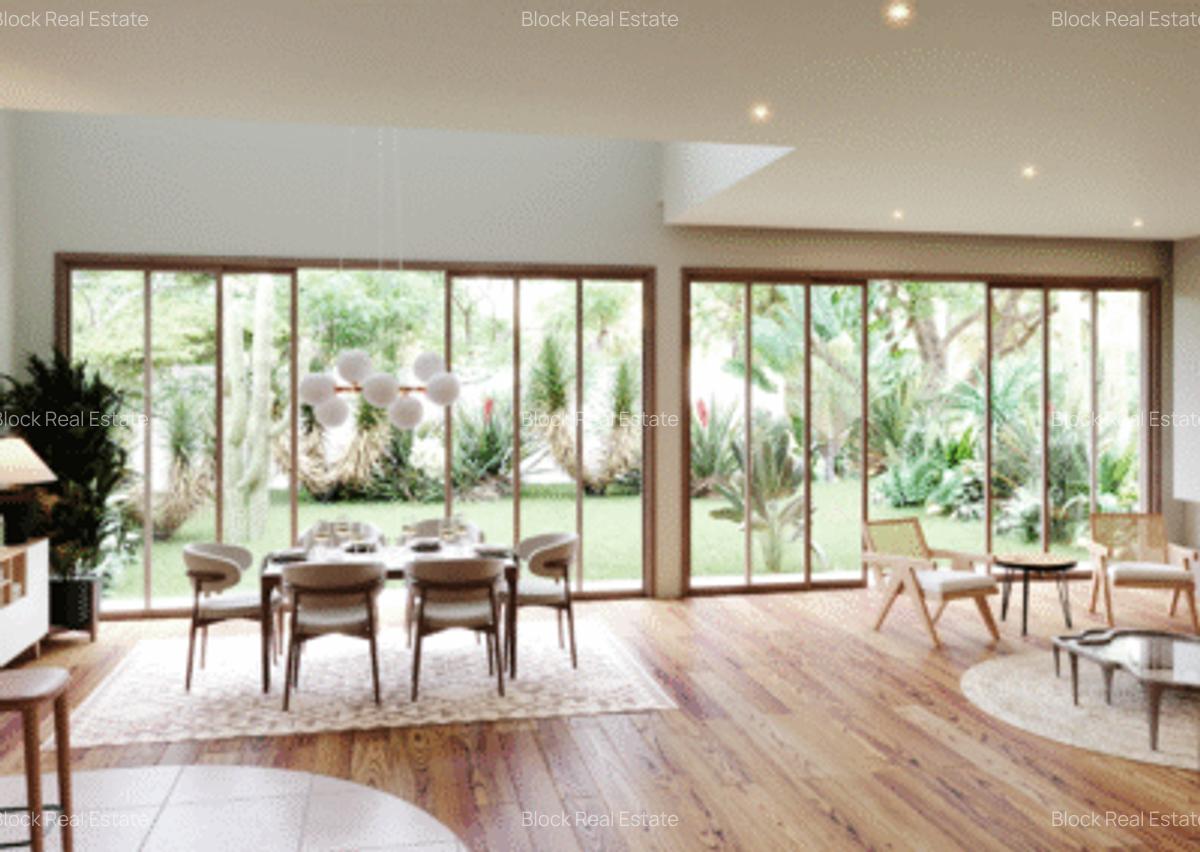 5 Bed Villa with En Suite in Lavington - 2