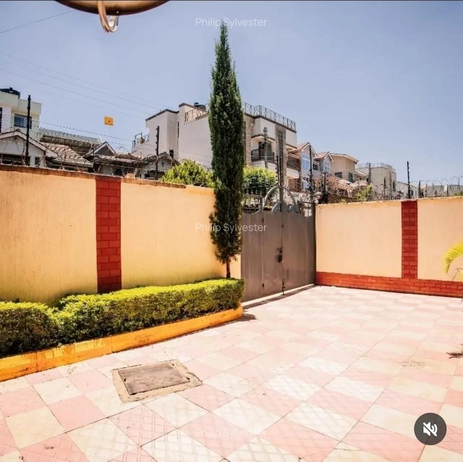 6 Bed Townhouse with En Suite at Dog Unit Road - 2