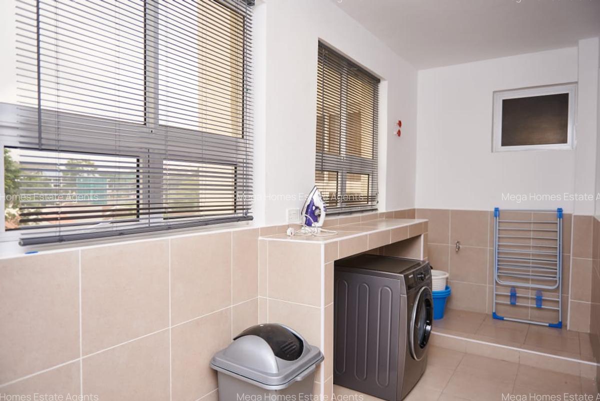Serviced 2 Bed Apartment with En Suite in Westlands Area - 2
