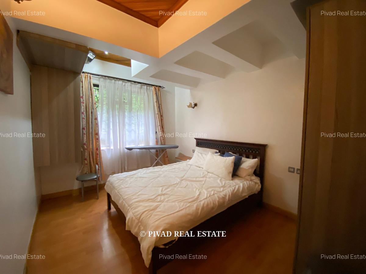 4 Bed House with Swimming Pool in Runda - 4