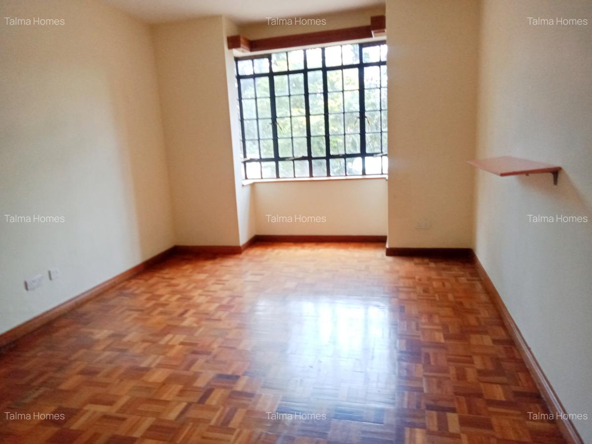 5 Bed Apartment with En Suite at Rhapta Road - 17