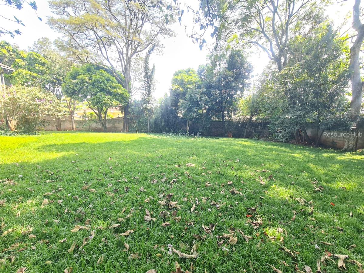 5 Bed House with En Suite at Nyari - 4