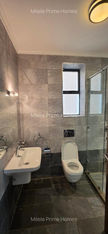 5 Bed Villa with En Suite at Owashika Drive - 18