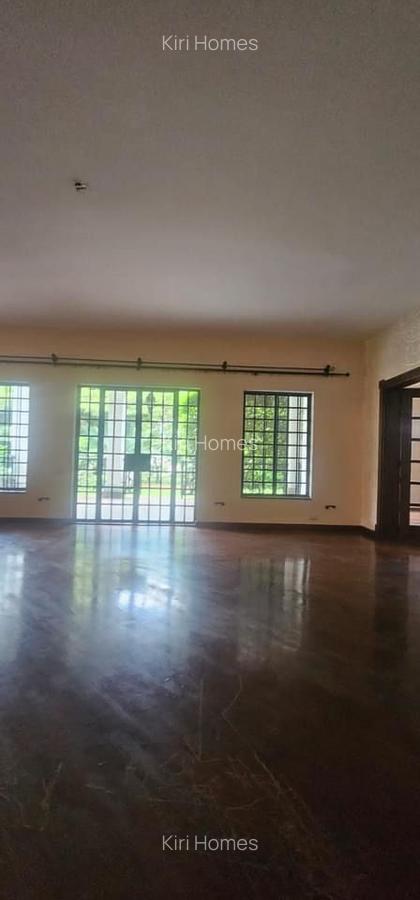 5 Bed Townhouse with En Suite in Kitisuru - 17