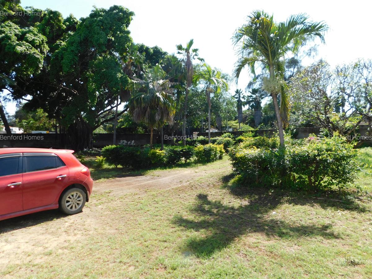 Land at Nyali - 2