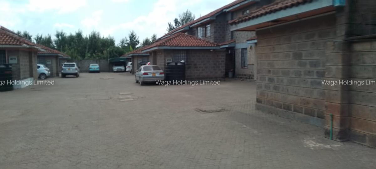 3 Bed Townhouse with En Suite in Kamakis - 3