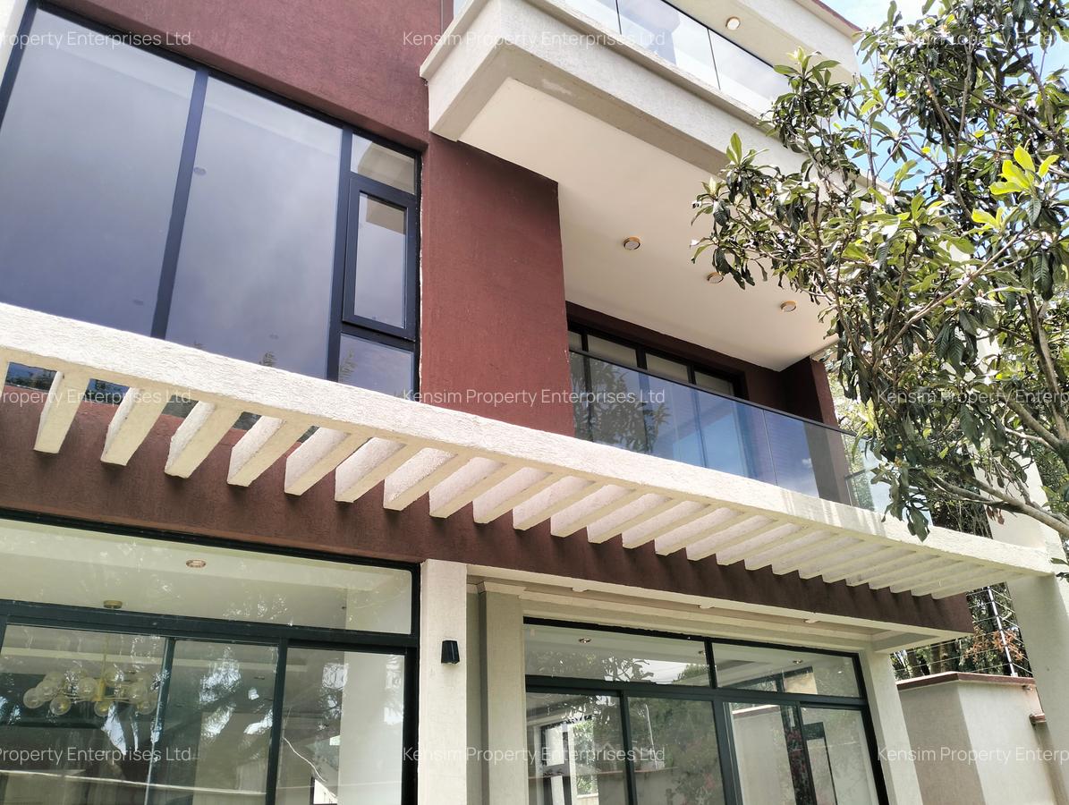 5 Bed Townhouse with En Suite in Lavington - 17