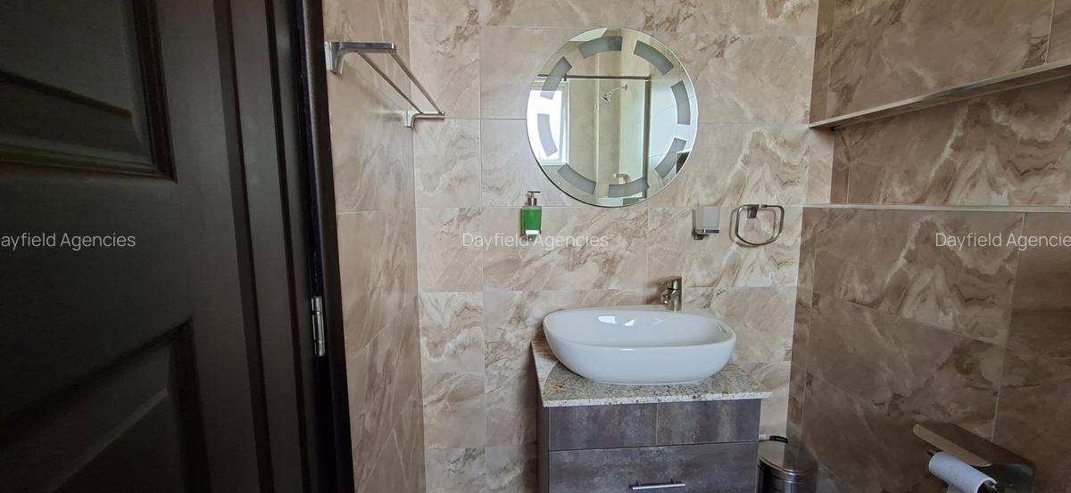Serviced 2 Bed Apartment with En Suite in Brookside - 15