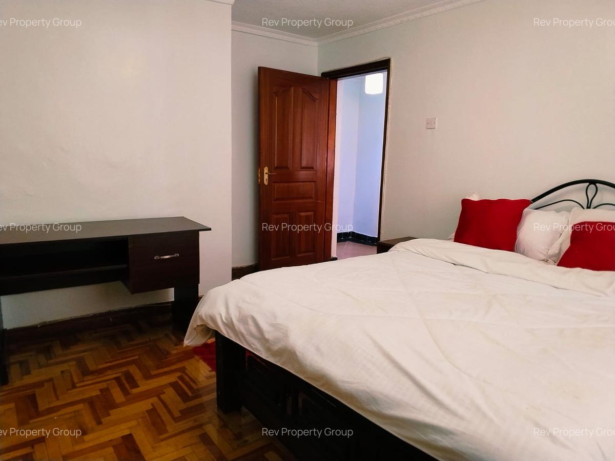 2 Bed House with En Suite in Rosslyn - 9
