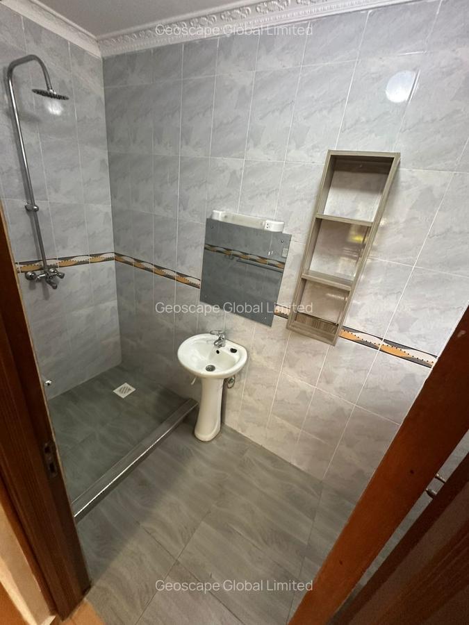 5 Bed House with En Suite in Karen - 12