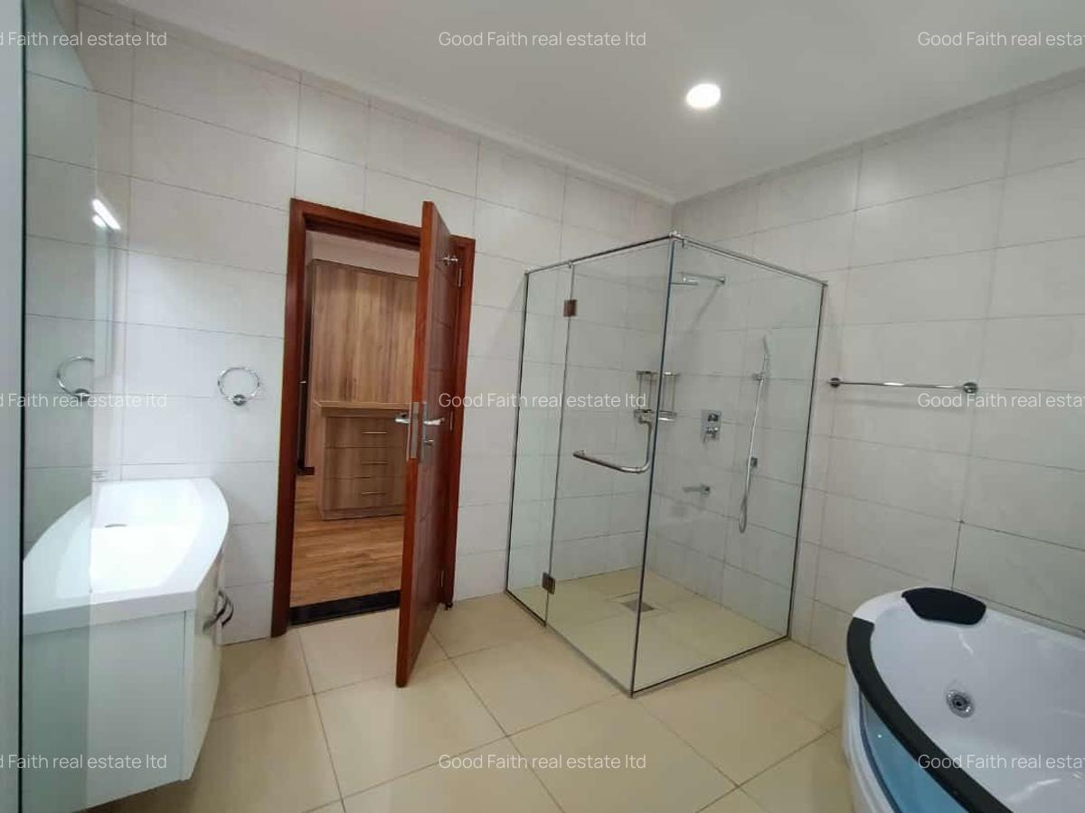 4 Bed Villa with En Suite in Kiambu Road - 12