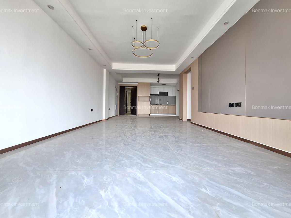 3 Bed Apartment with En Suite at Riverside Drive - 4