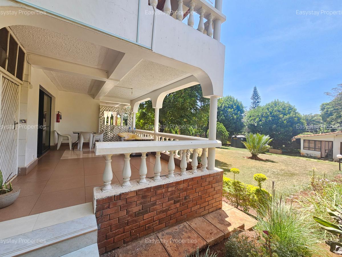 1 Bed House with En Suite in Nyari - 2