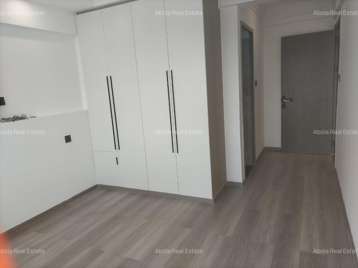 3 Bed Apartment with En Suite in Lavington - 15