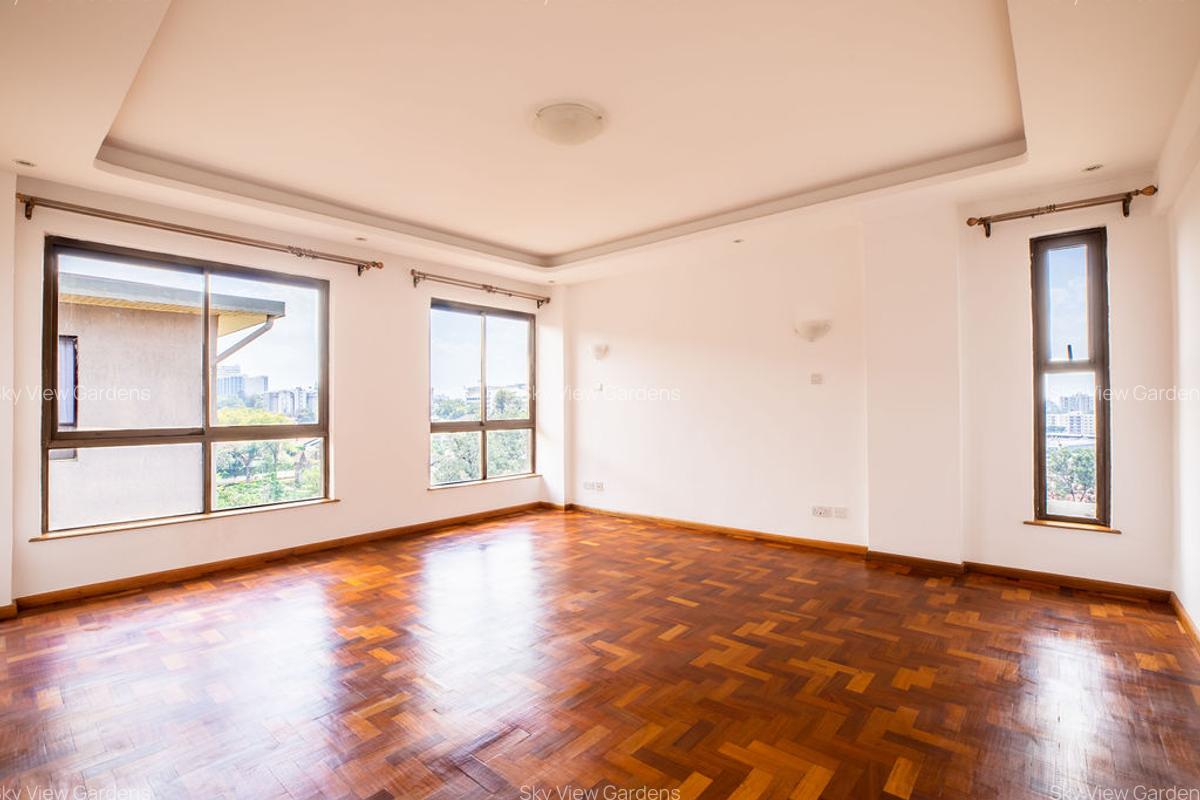 5 Bed Apartment with En Suite at Church Road - 8