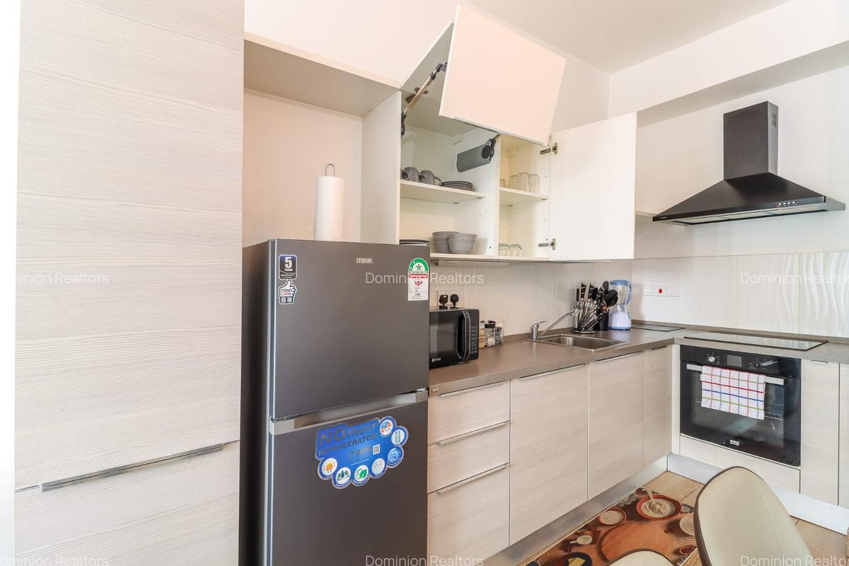Serviced 2 Bed Apartment with En Suite in Westlands Area - 9