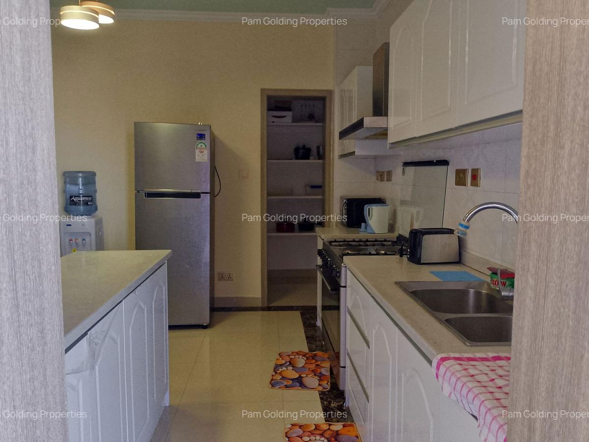 3 Bed Apartment with En Suite in Kilimani - 9