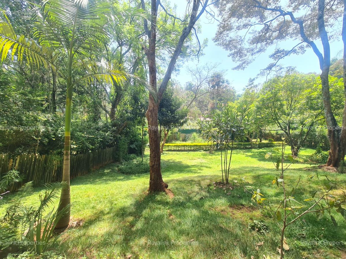 3 Bed House with En Suite at Kyuna - 18