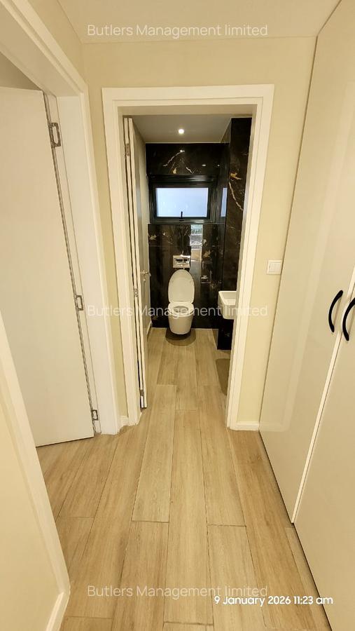 2 Bed Apartment with En Suite in Riverside - 10