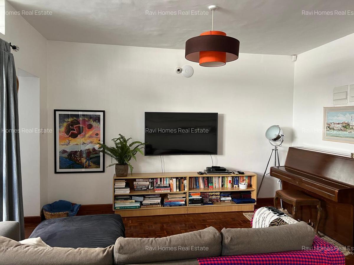 5 Bed Townhouse with En Suite at Arwings Kodhek - 7