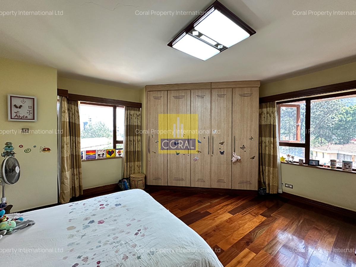 4 Bed Apartment in Parklands - 7