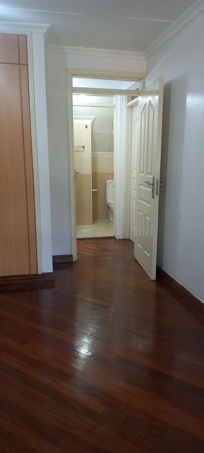 2 Bed Apartment with En Suite in Kilimani - 11