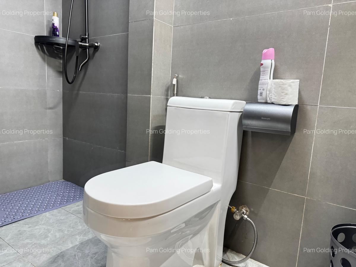 Furnished 3 Bed Apartment with En Suite in Riverside - 8