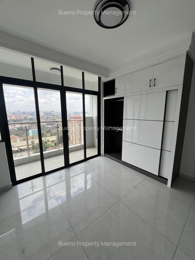 1 Bed Apartment with En Suite in Westlands Area - 4