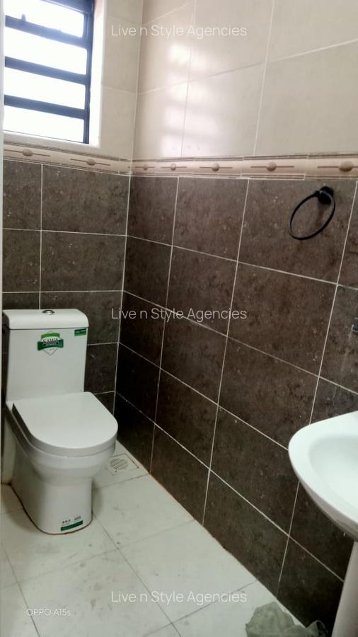 5 Bed Townhouse with En Suite in Runda - 19