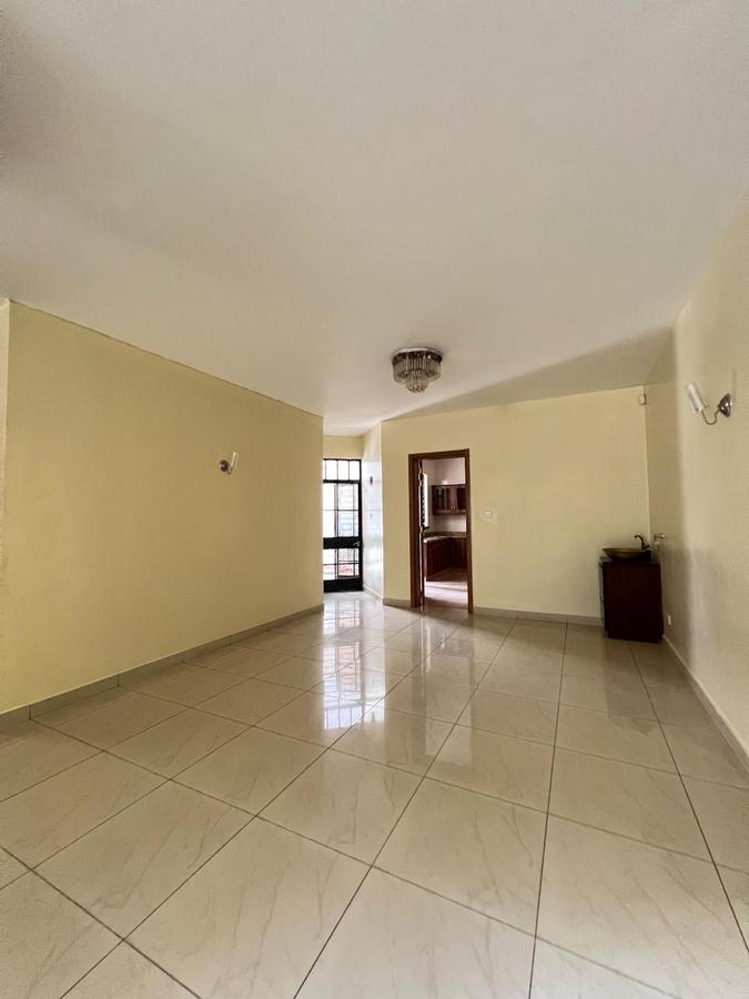 4 Bed Townhouse with En Suite in General Mathenge - 1