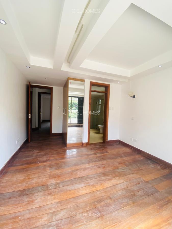5 Bed Villa with En Suite in Lavington - 19