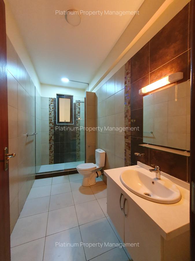 4 Bed Apartment with En Suite at One West Park - 9