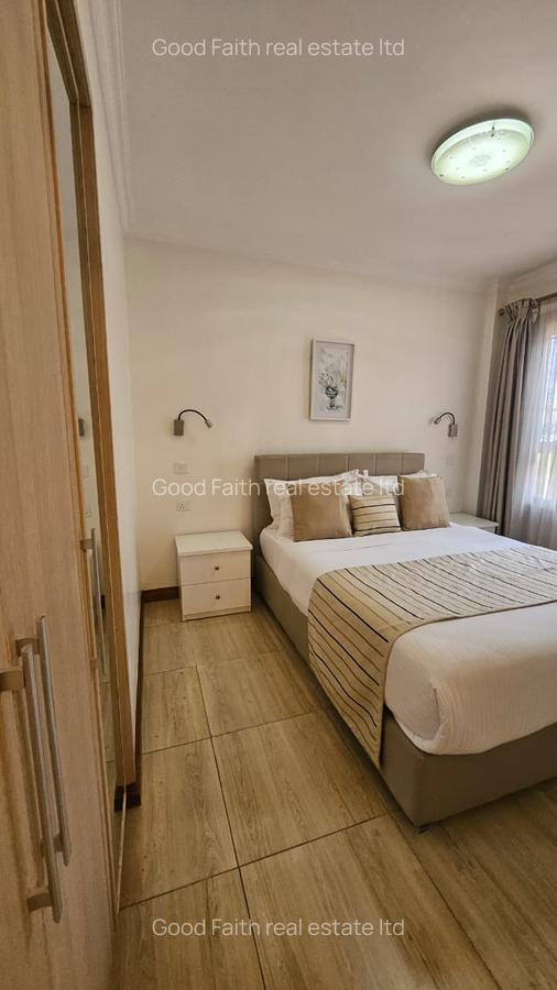 2 Bed Apartment with En Suite in Riverside - 6