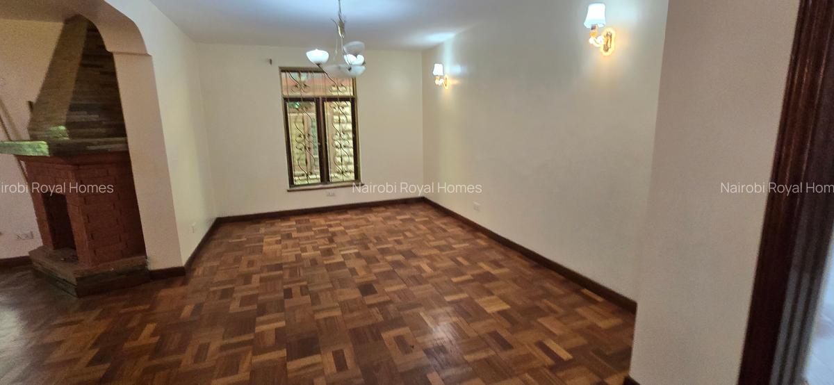 5 Bed Townhouse with En Suite at Lavington Kaputei - 15