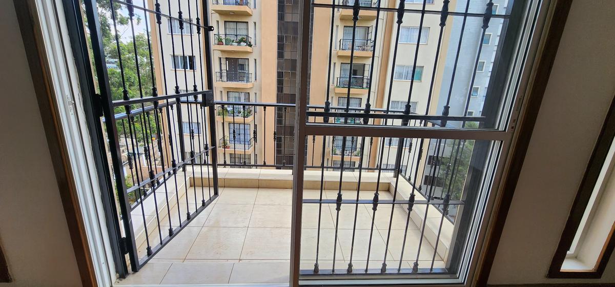 2 Bed Apartment with En Suite in Kilimani - 4