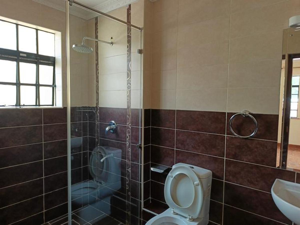 4 Bed Townhouse with En Suite in Lavington - 10