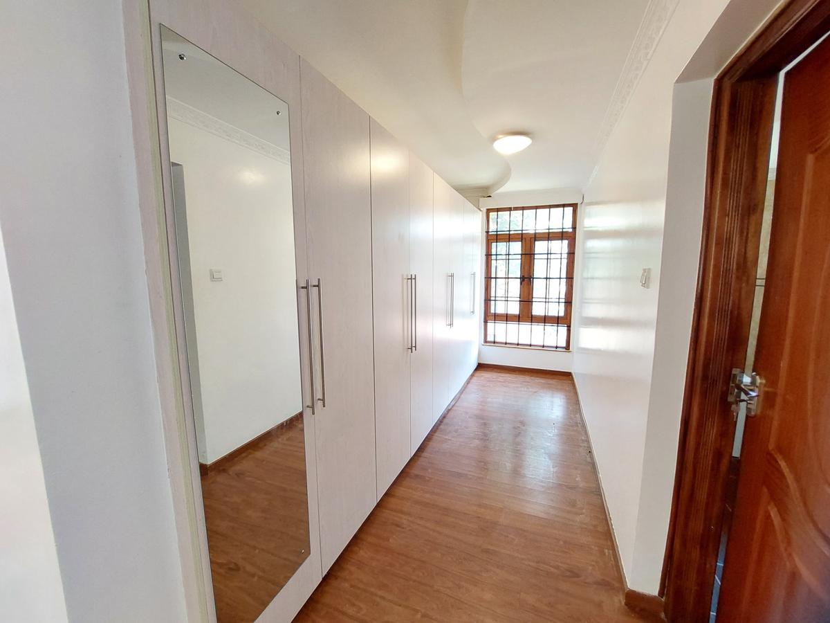 4 Bed House with En Suite in Runda - 9