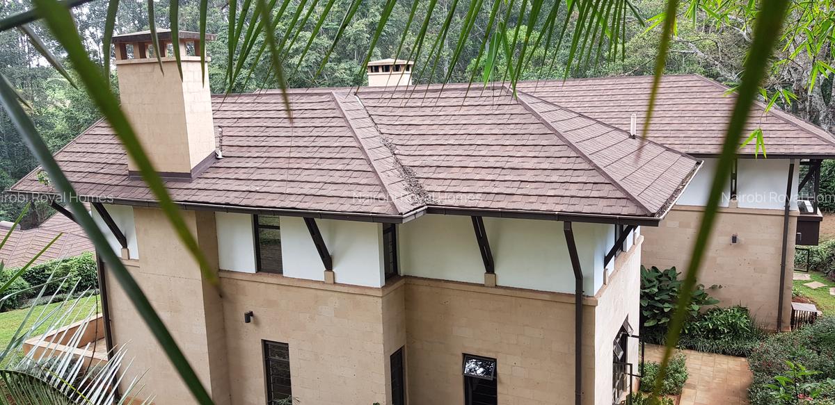 4 Bed Villa with En Suite at Rosslyn Lone Tree - 10