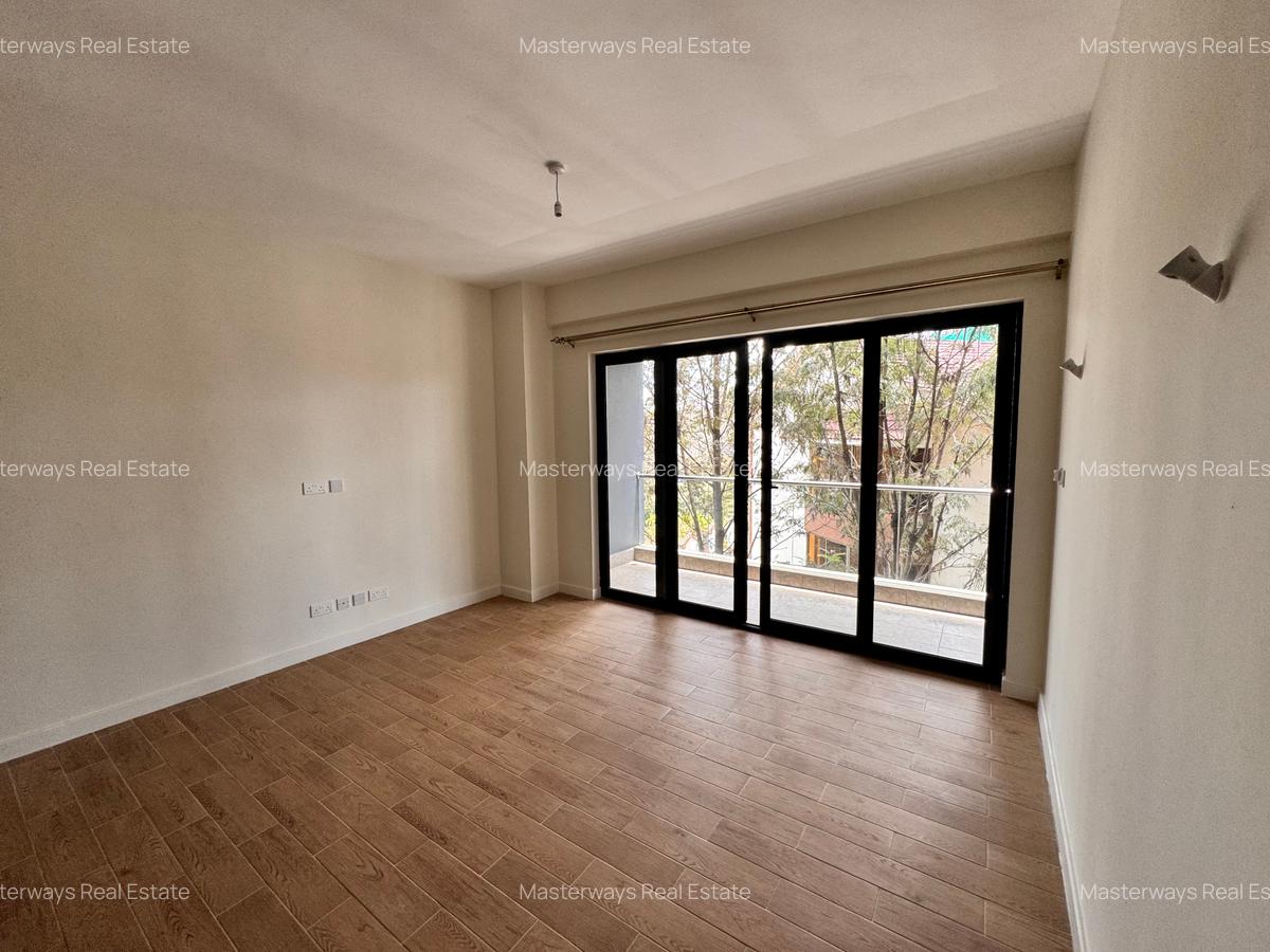 Serviced 1 Bed Apartment with En Suite in Lavington - 1