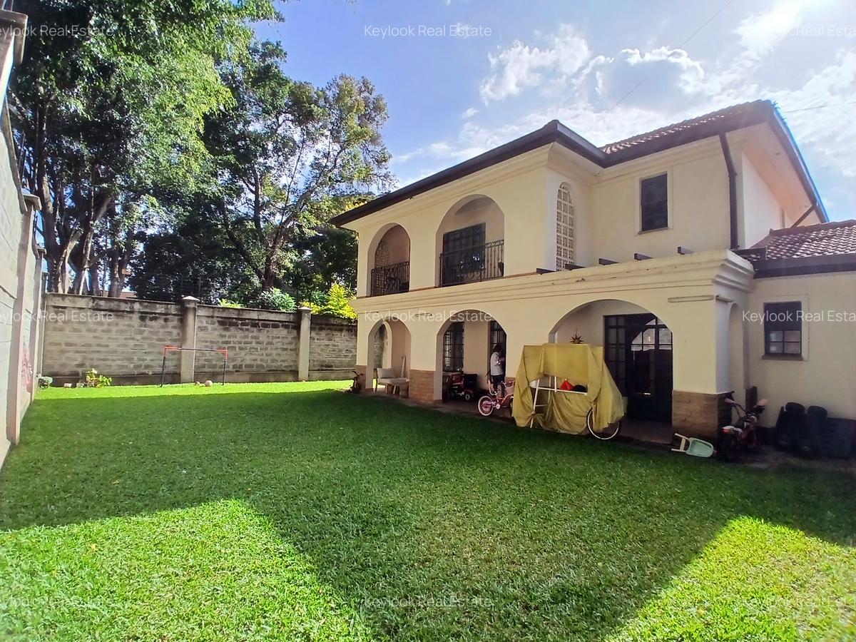 4 Bed Townhouse with En Suite at Lavington Green - 6