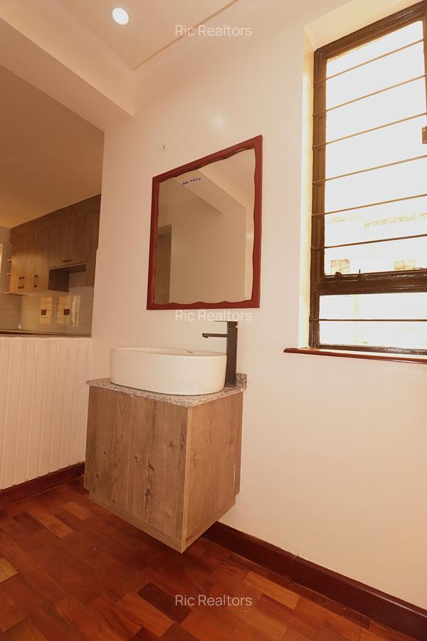 4 Bed Townhouse with En Suite at Maragara Road - 7