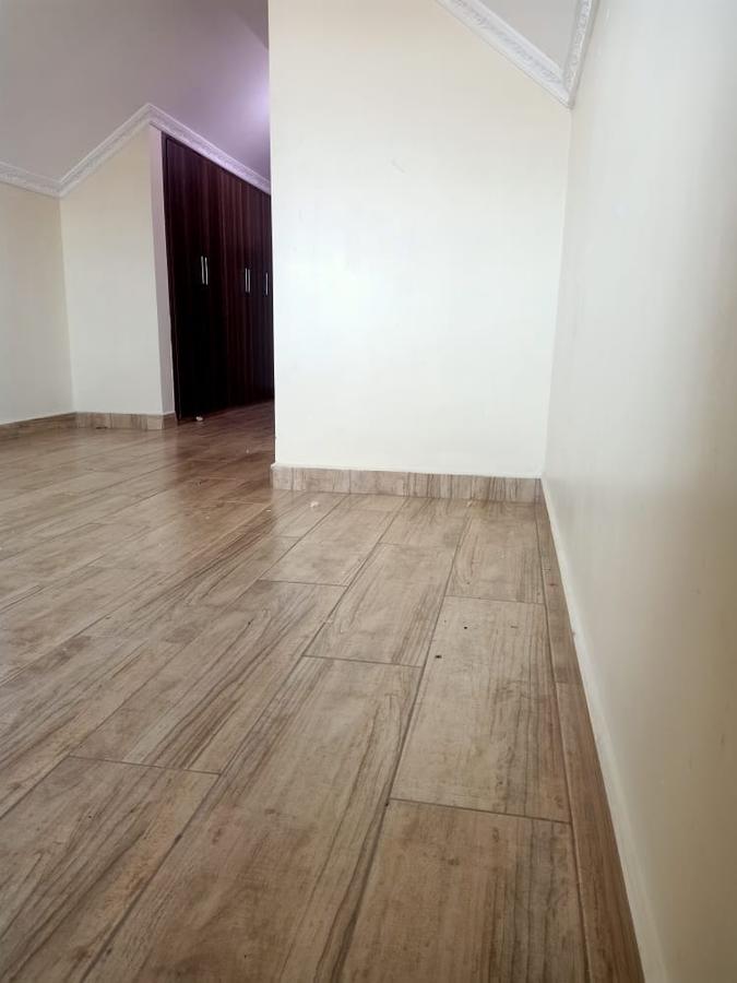 4 Bed Apartment with En Suite at Fourways Junction Estate - 14