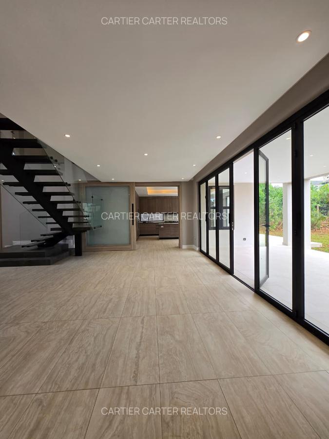 4 Bed Villa with En Suite in Runda - 16