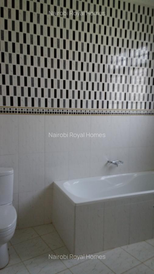 5 Bed House with En Suite at Faith Avenue - 14